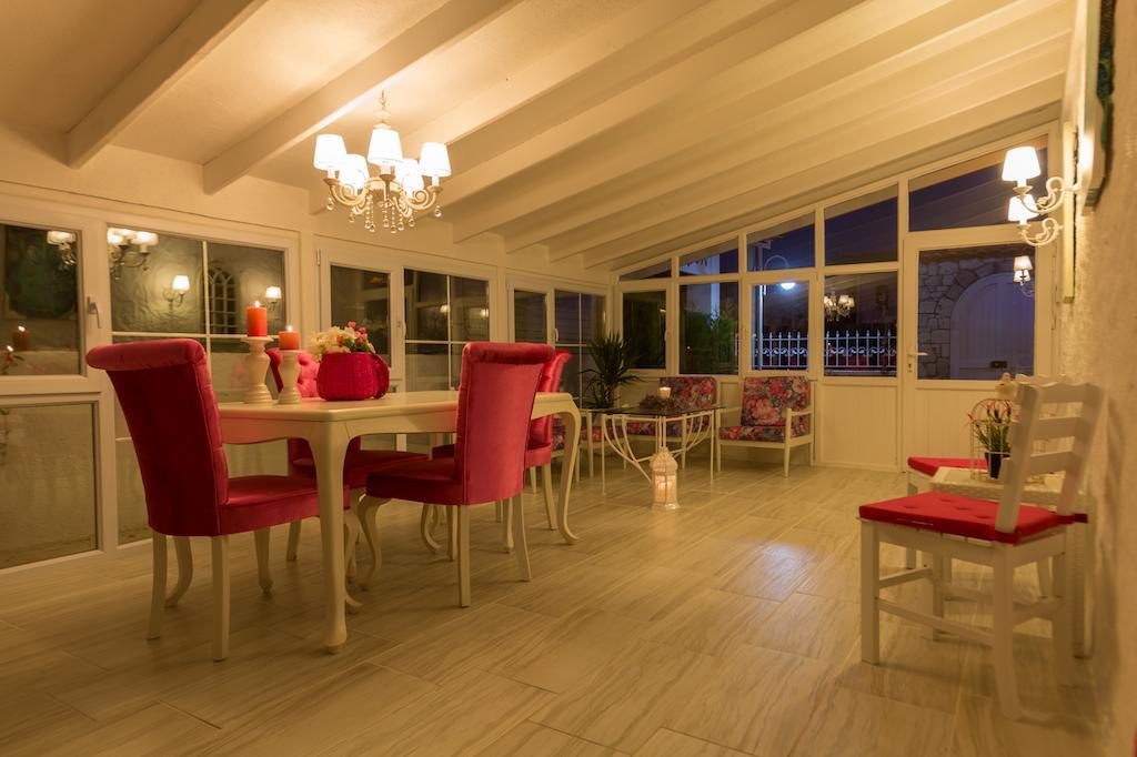 Duruhan Hotel Alacati Kültér fotó